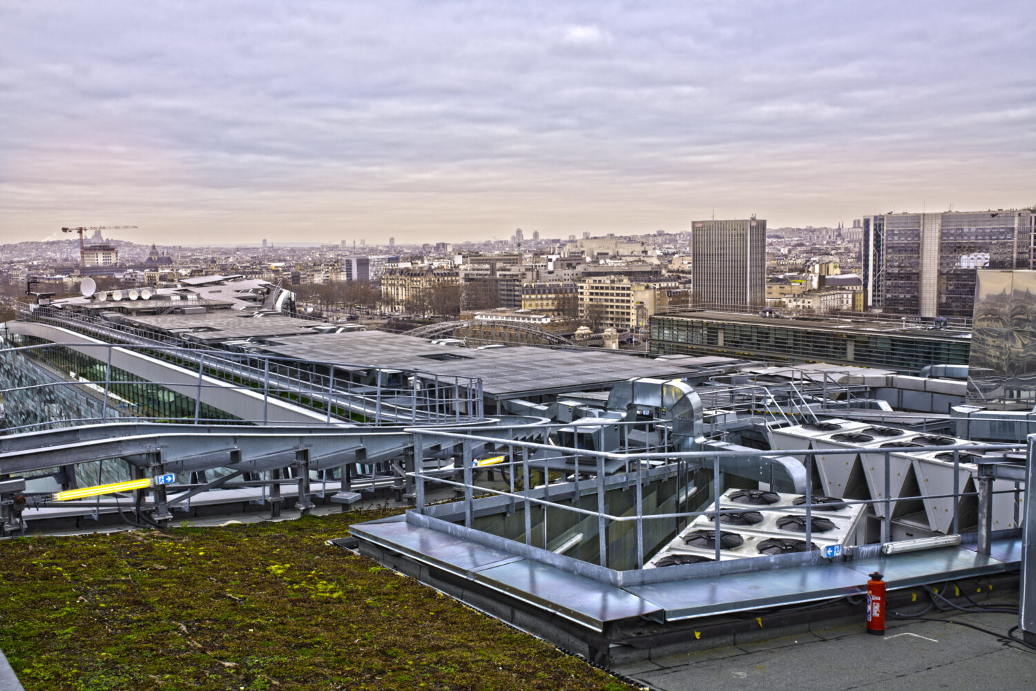 Le Monde_Siège_Toit-Terrasse1_©Barbanel.jpg